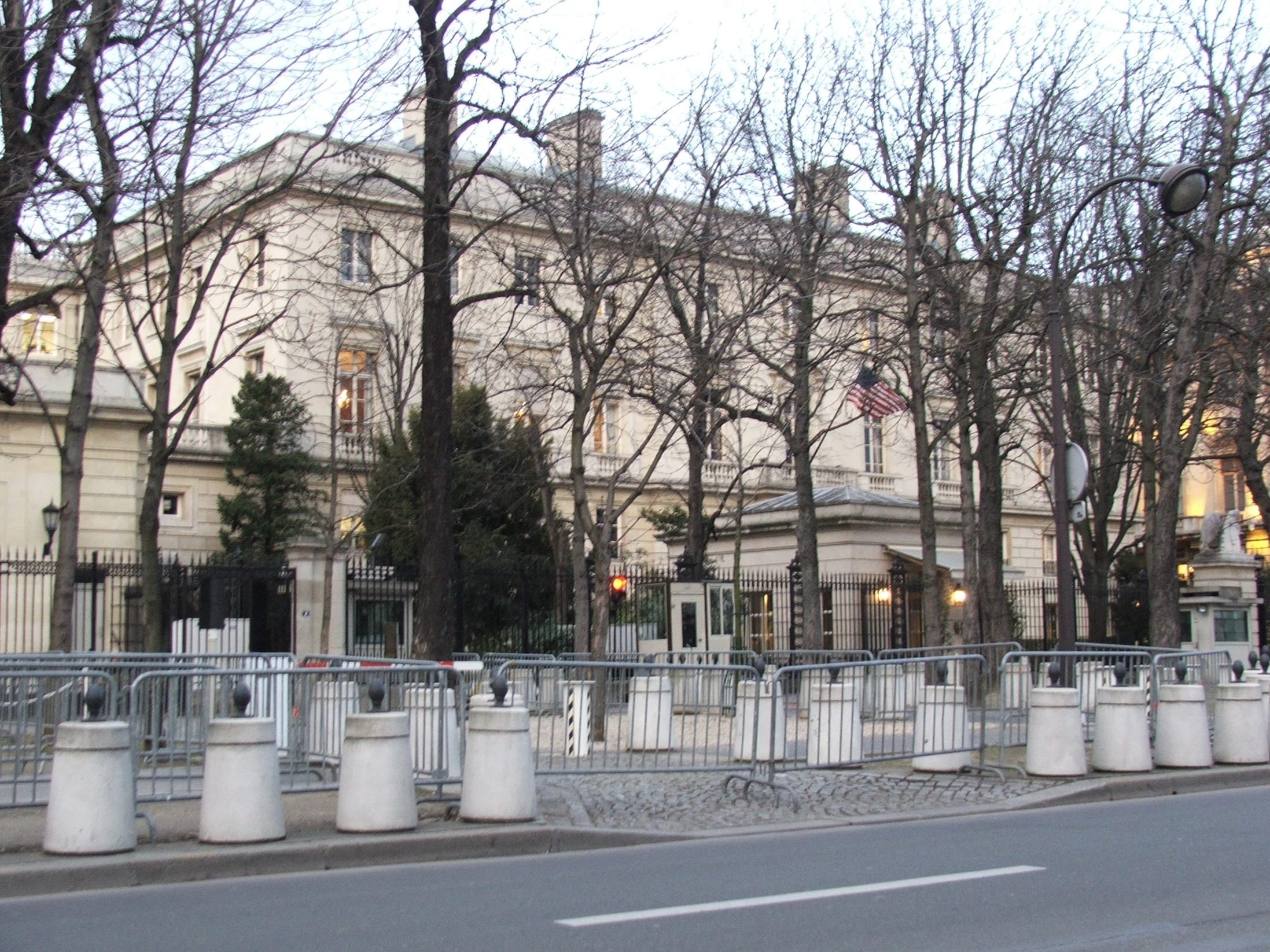 ambassade des usa à paris